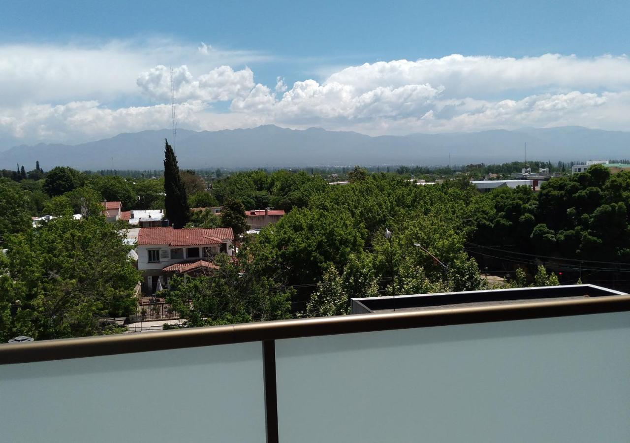 Lujan de Cuyo Apart Hotel Quijote By Dot Suites מראה חיצוני תמונה