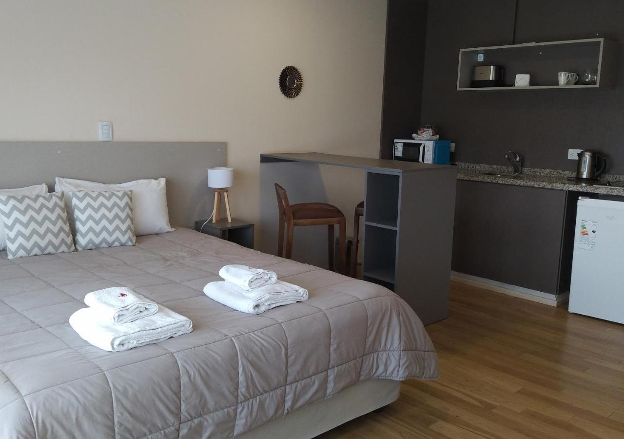 Lujan de Cuyo Apart Hotel Quijote By Dot Suites מראה חיצוני תמונה